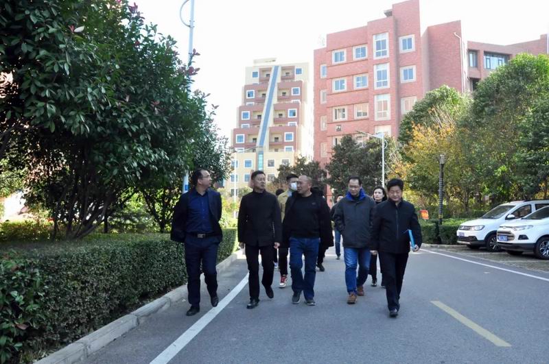 1642820720221635.jpg 640.webp (3).jpg